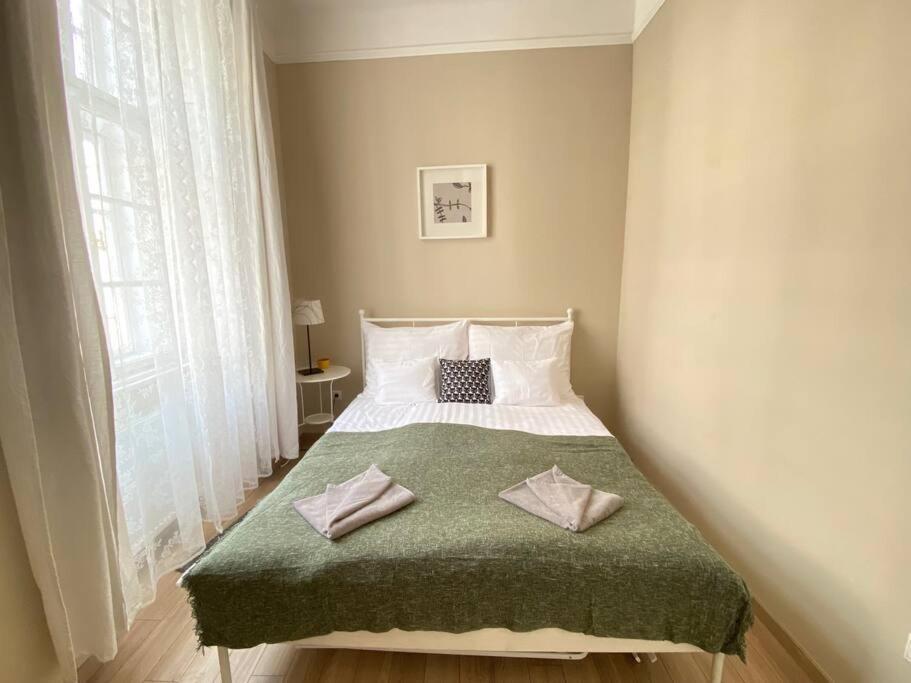 Orangehomes One Bedroom Comfy Apartment Budapest Luaran gambar