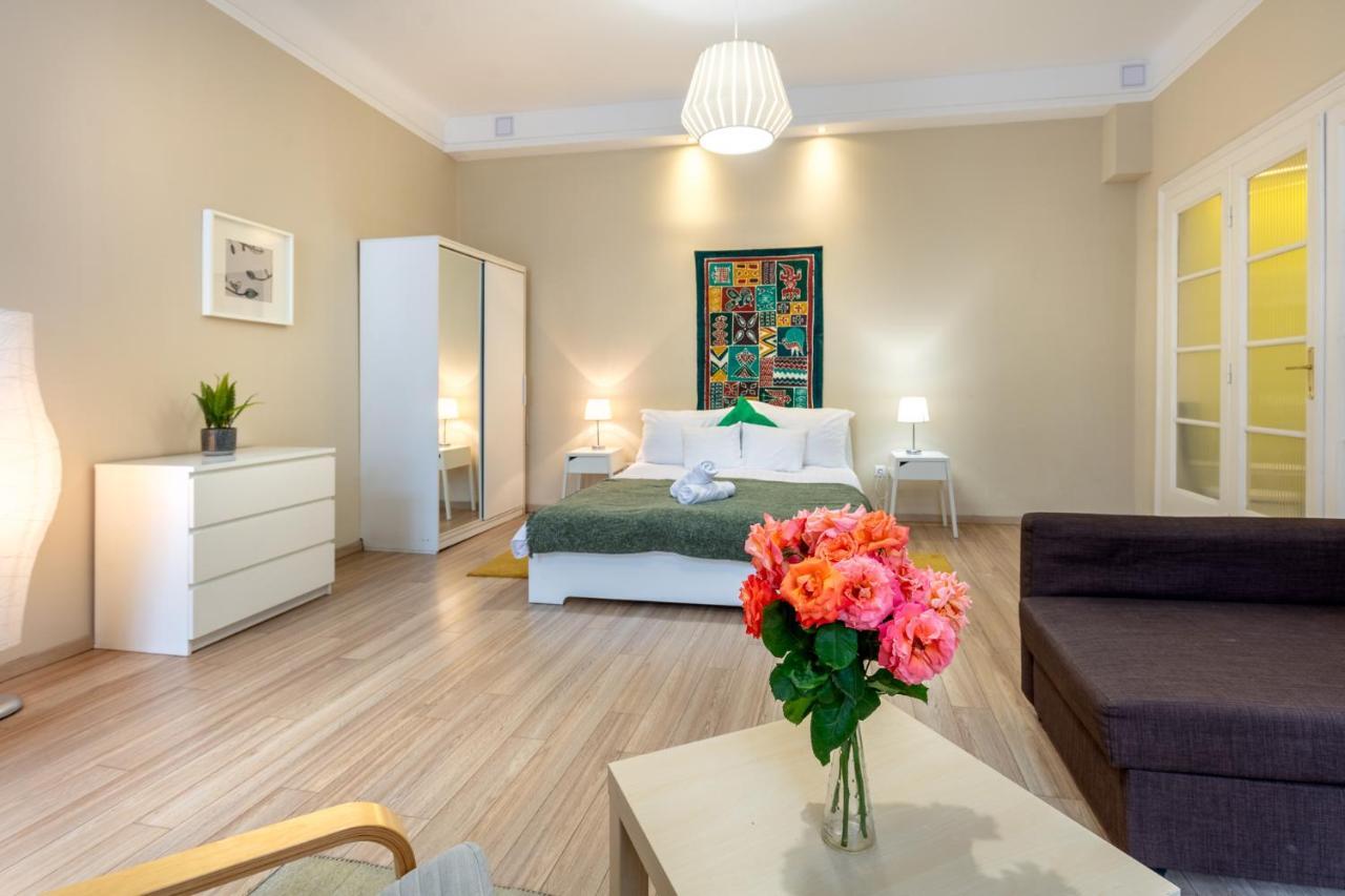 Orangehomes One Bedroom Comfy Apartment Budapest Luaran gambar