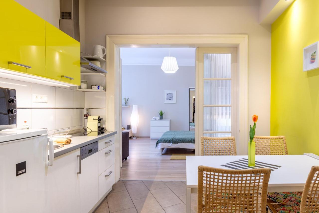 Orangehomes One Bedroom Comfy Apartment Budapest Luaran gambar